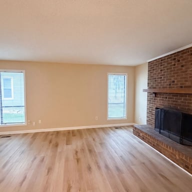 Property photo 3 of 104 Arbuckle Ln