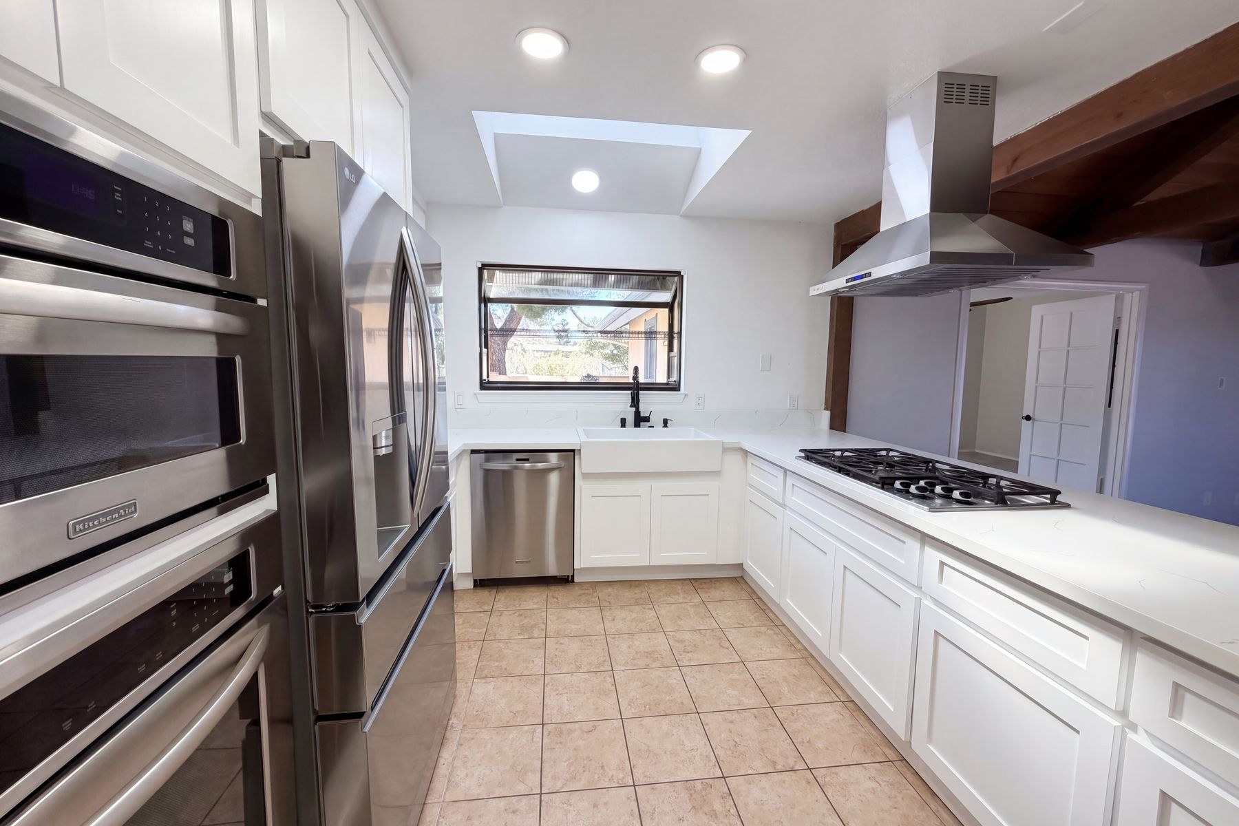 Photo 2 of 74 of 15852 Mandan Rd, Apple Valley, CA