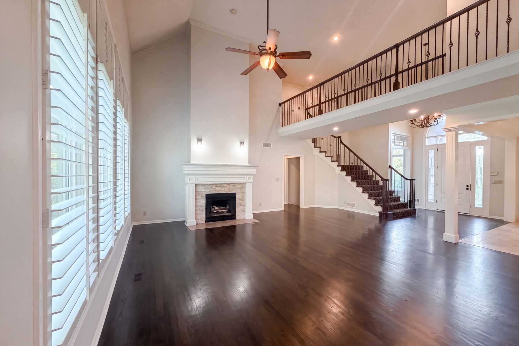 Property photo 3 of 6003 N Cosby Ct