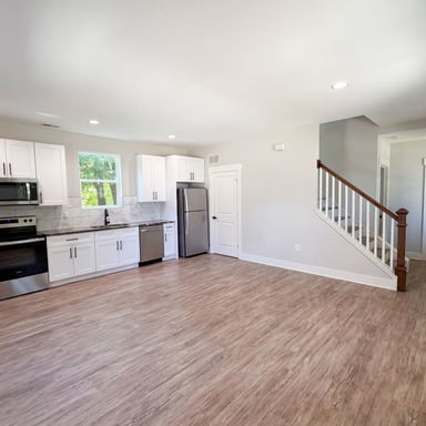 Property photo 2 of 1402 Martin Luther King Ave