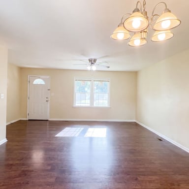 Property photo 3 of 1808 Dailey Ter NW