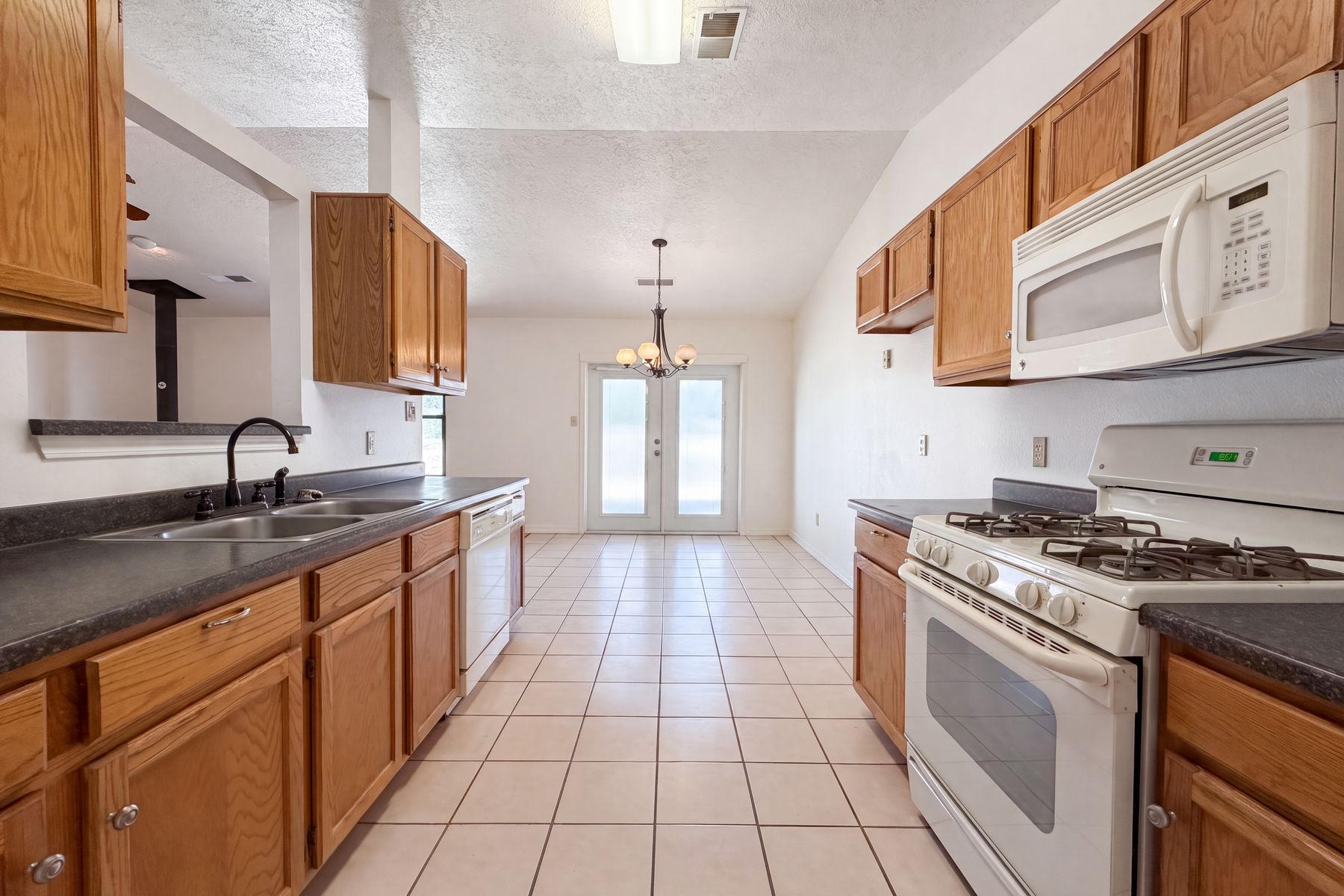 Photo 2 of 20 of 4417 Spanish Broom Ct NW, Albuquerque, NM
