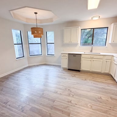 Property photo 3 of 1517 River Oak Dr