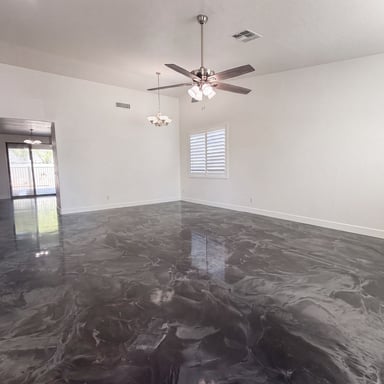 Property photo 3 of 2463 S Bristol