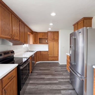 Property photo 2 of 408 N 1500 W