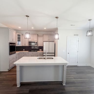 Property photo 2 of 333 Oakhaven Dr