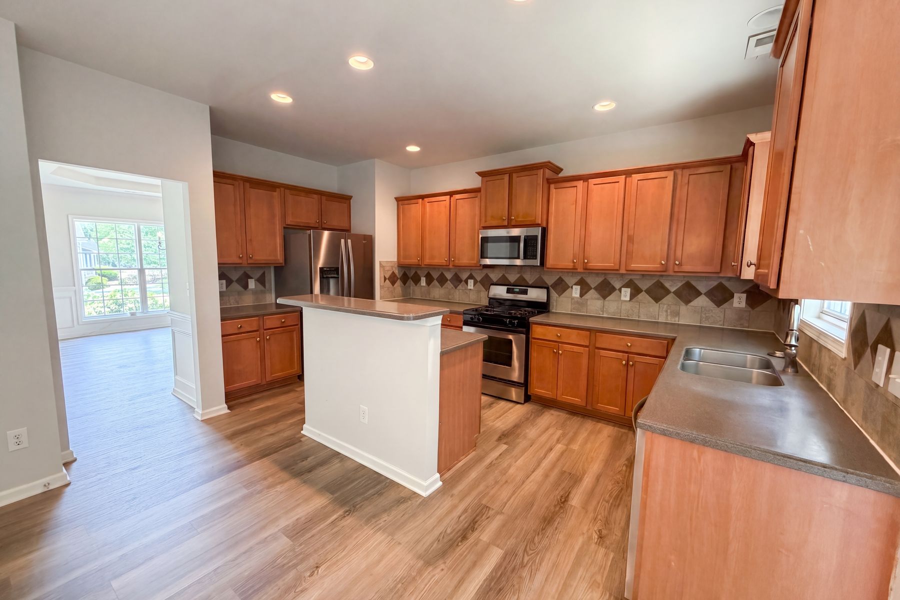 Photo 2 of 21 of 86 Hamilton Hedge Pl, Cary, NC