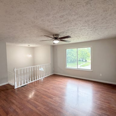 Property photo 3 of 918 Bremerton Dr