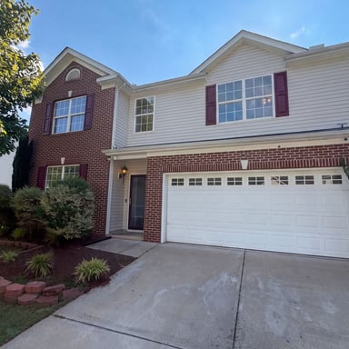 Property photo 1 of 2618 Dutch Grove Cir