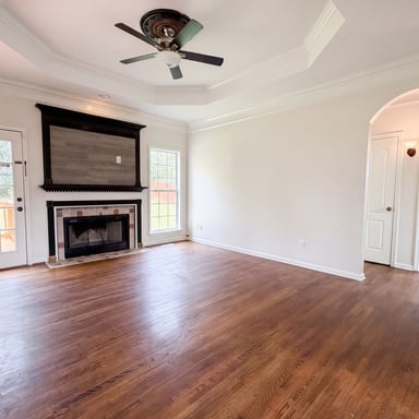 Property photo 3 of 655 S Hillcrest Rd