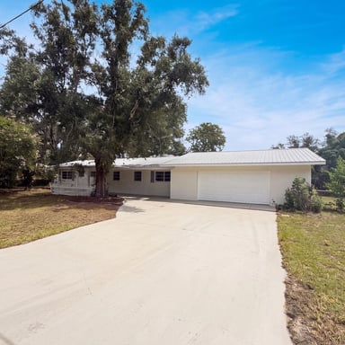 Property photo 1 of 1870 N Seminole Rd