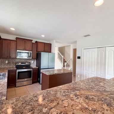Property photo 2 of 4876 Grassy Knoll Dr