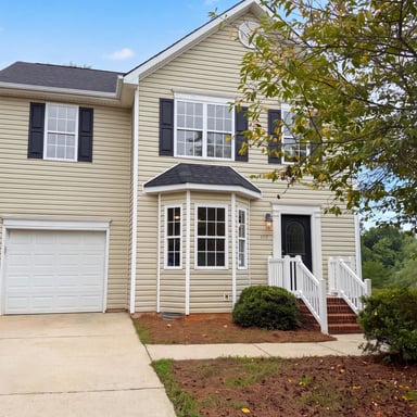 Property photo 1 of 112 Rockbridge Ct