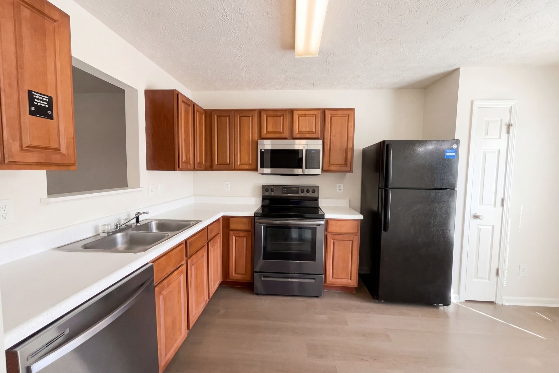 Photo 2 of 23 of 4041 Browne Ct, Conley, GA