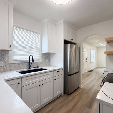 Property photo 2 of 5525 Yecker Ave