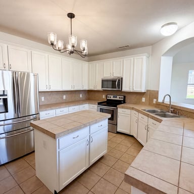 Property photo 2 of 1310 Canyon Creek Rd