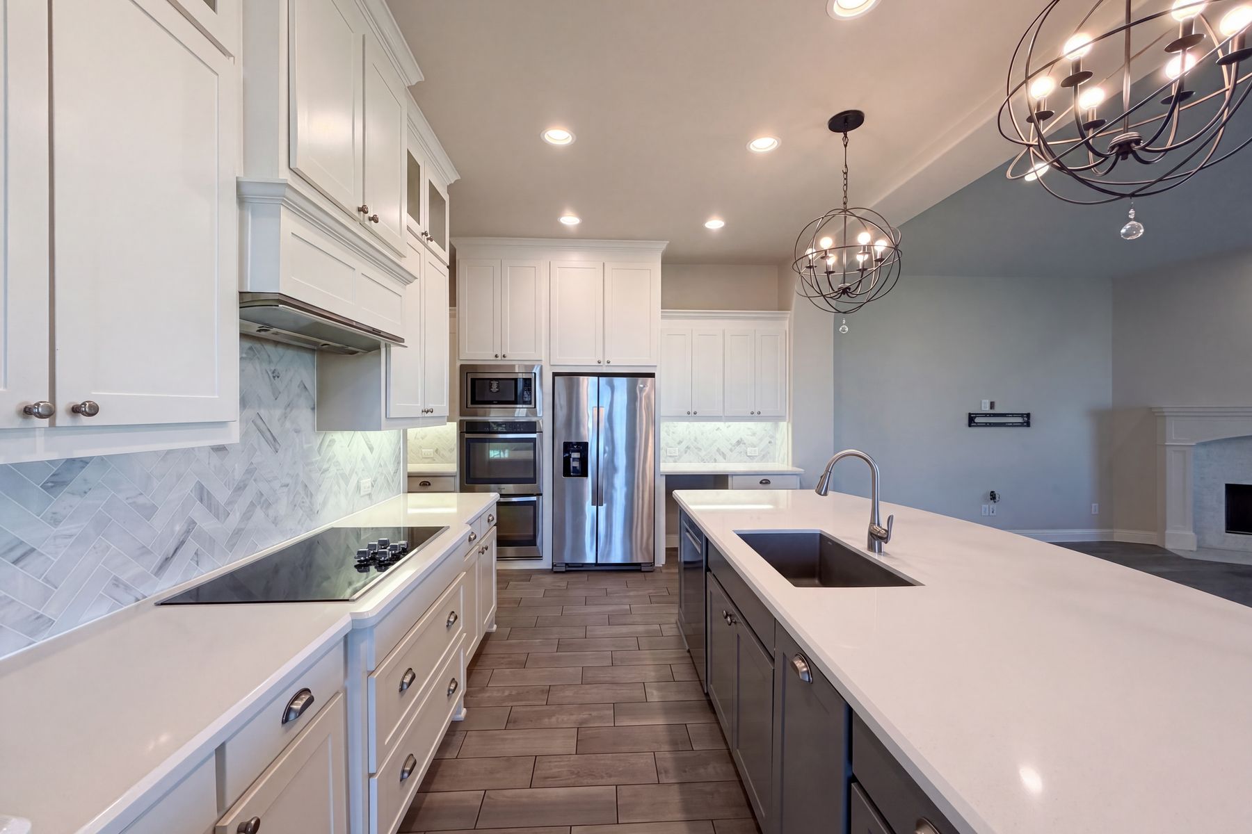 Photo 2 of 33 of 15133 Seventeen Lakes Blvd, Roanoke, TX