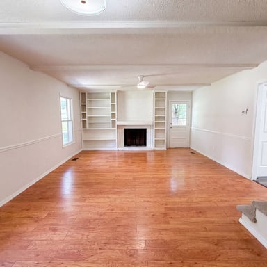 Property photo 3 of 800 Edinburgh Dr