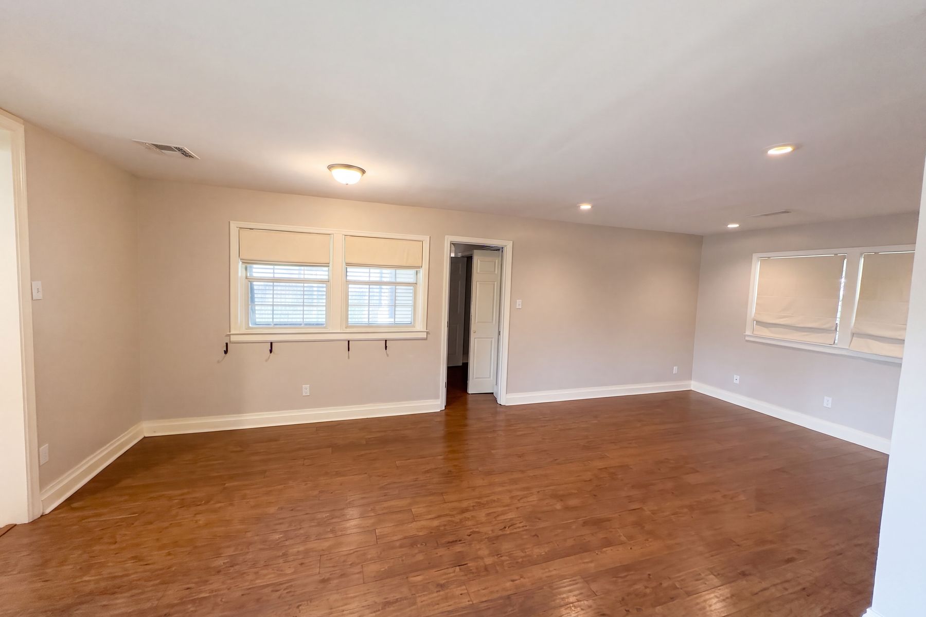 Property photo 3 of 6100 Nora St
