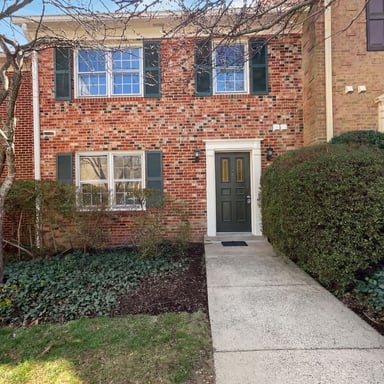 Property photo 1 of 645 N Armistead St