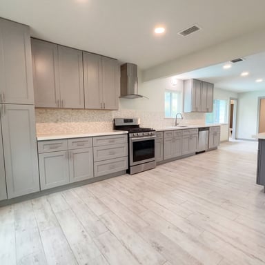 Property photo 2 of 10726 Sugar Hill Dr