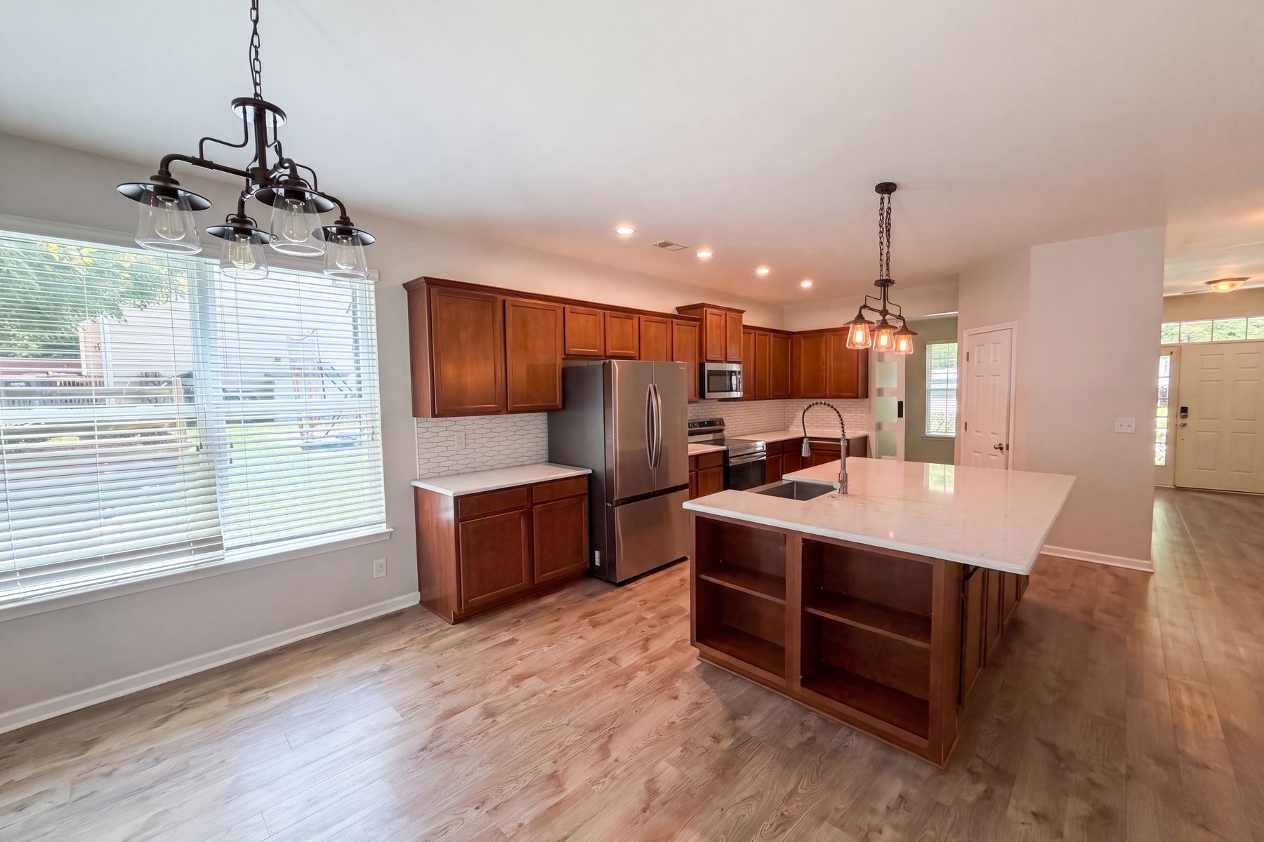 Photo 2 of 18 of 5837 McDowell Run Dr, Huntersville, NC