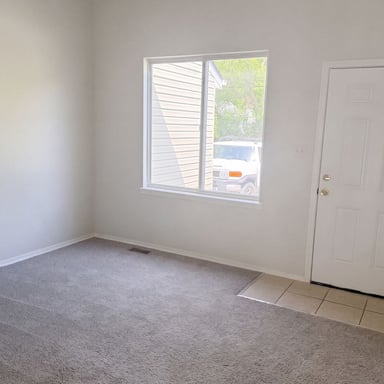 Property photo 3 of 21425 Averhill St