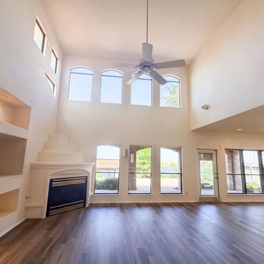 Property photo 3 of 15821 El Soccorro Loop