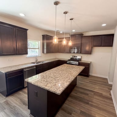 Property photo 2 of 5049 Saphire Ct