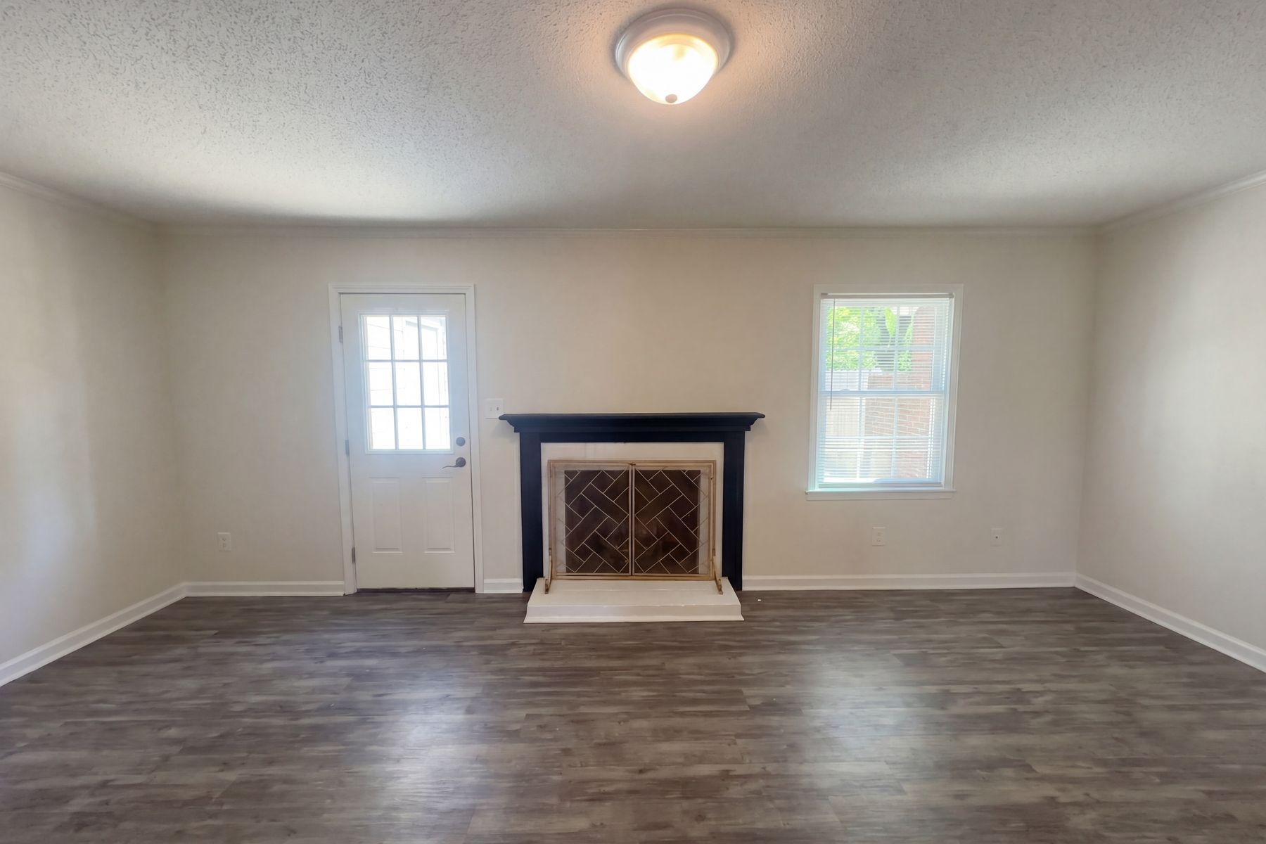 Property photo 3 of 4847 Tower Rd Apt C