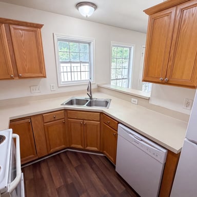 Property photo 3 of 9514 Littleleaf Dr