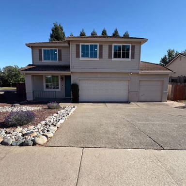 Property photo 1 of 2805 Aquamarine Cir