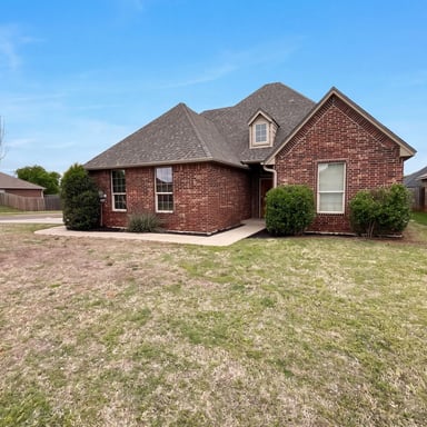 Property photo 1 of 2237 NW 158th St