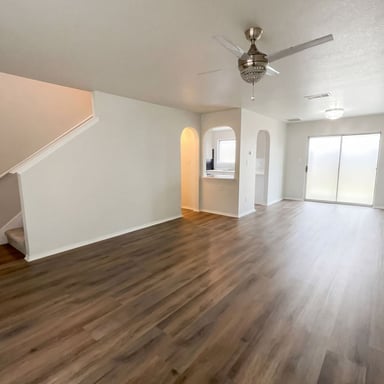 Property photo 3 of 8807 Mesa Vis