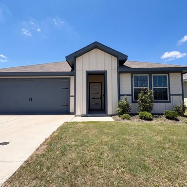 Property photo 1 of 6424 Waterfall Ln