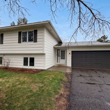 Property photo 1 of 14012 Underclift St NW