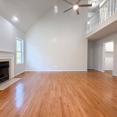 Property photo 3 of 104 Kings Ct
