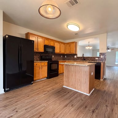 Property photo 2 of 6951 Cutting Crk