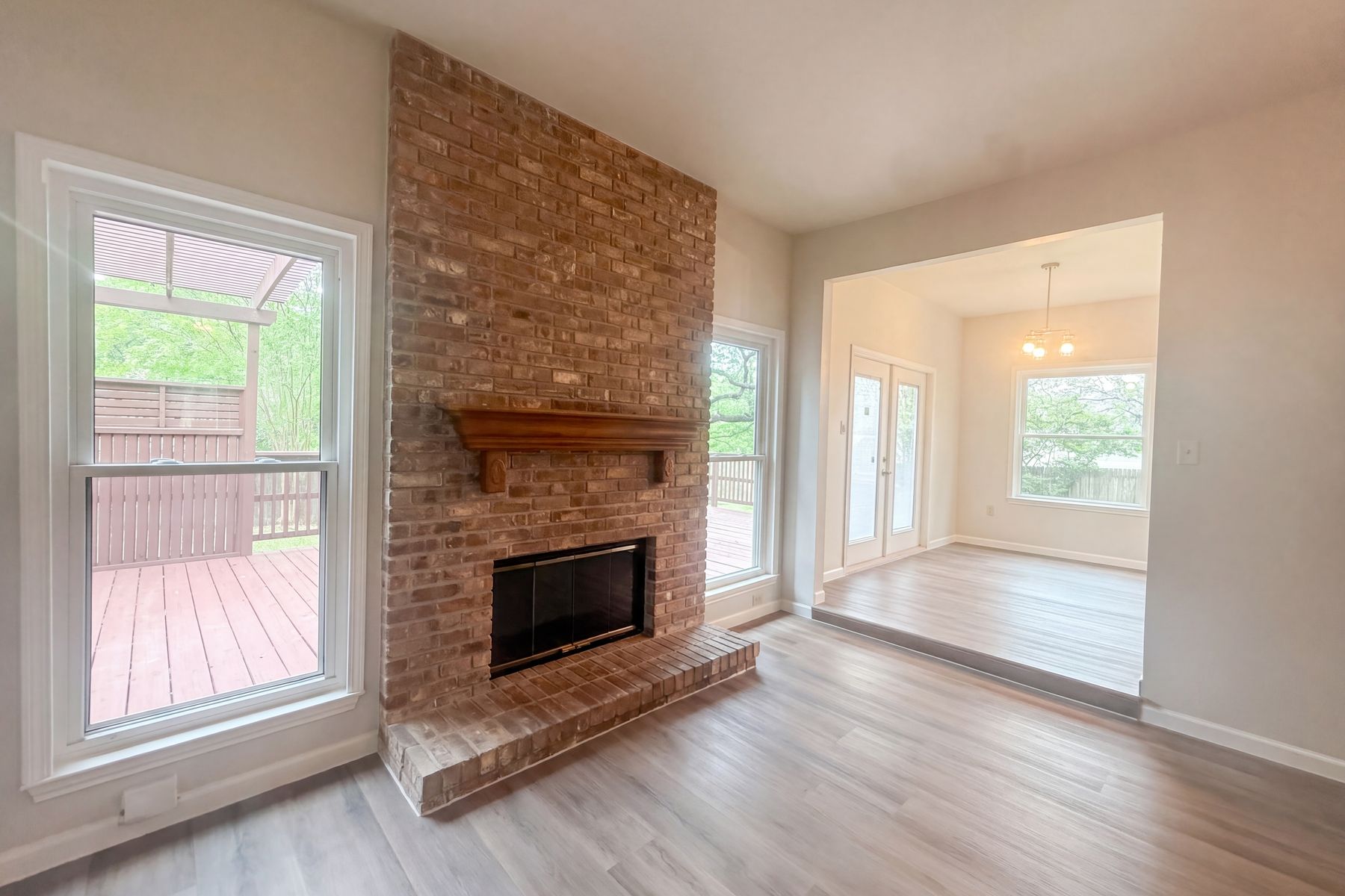 Property photo 3 of 15626 Dove Meadow St