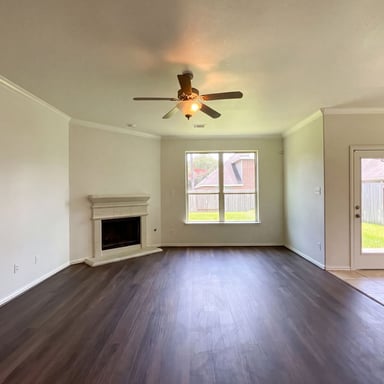 Property photo 3 of 17118 Jetton Park Ln