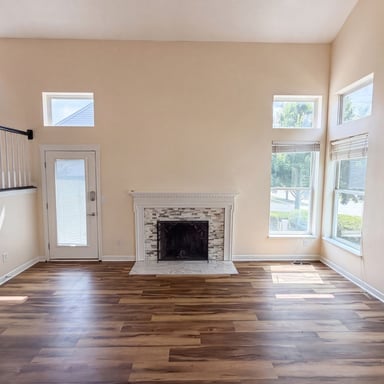 Property photo 3 of 1332 Delcastle Loop