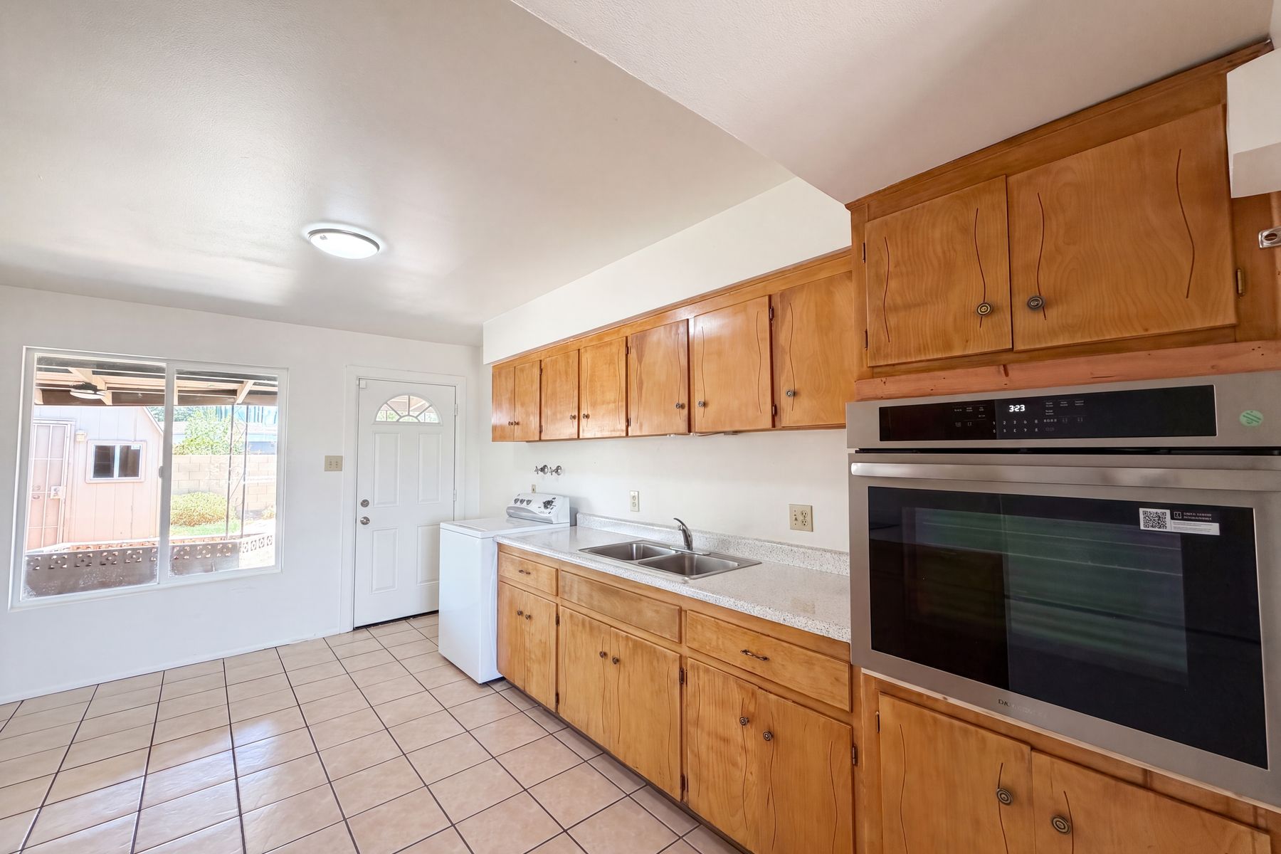 Photo 2 of 21 of 3115 N 53rd Dr, Phoenix, AZ