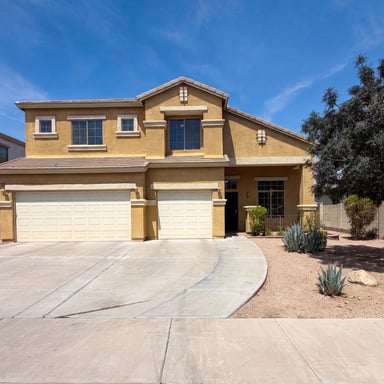 Property photo 1 of 7428 S 15th Dr