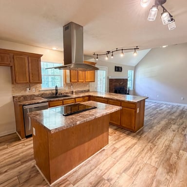 Property photo 2 of 311 Hickory Wood Dr