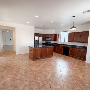 Property photo 3 of 3769 E Flamingo Way