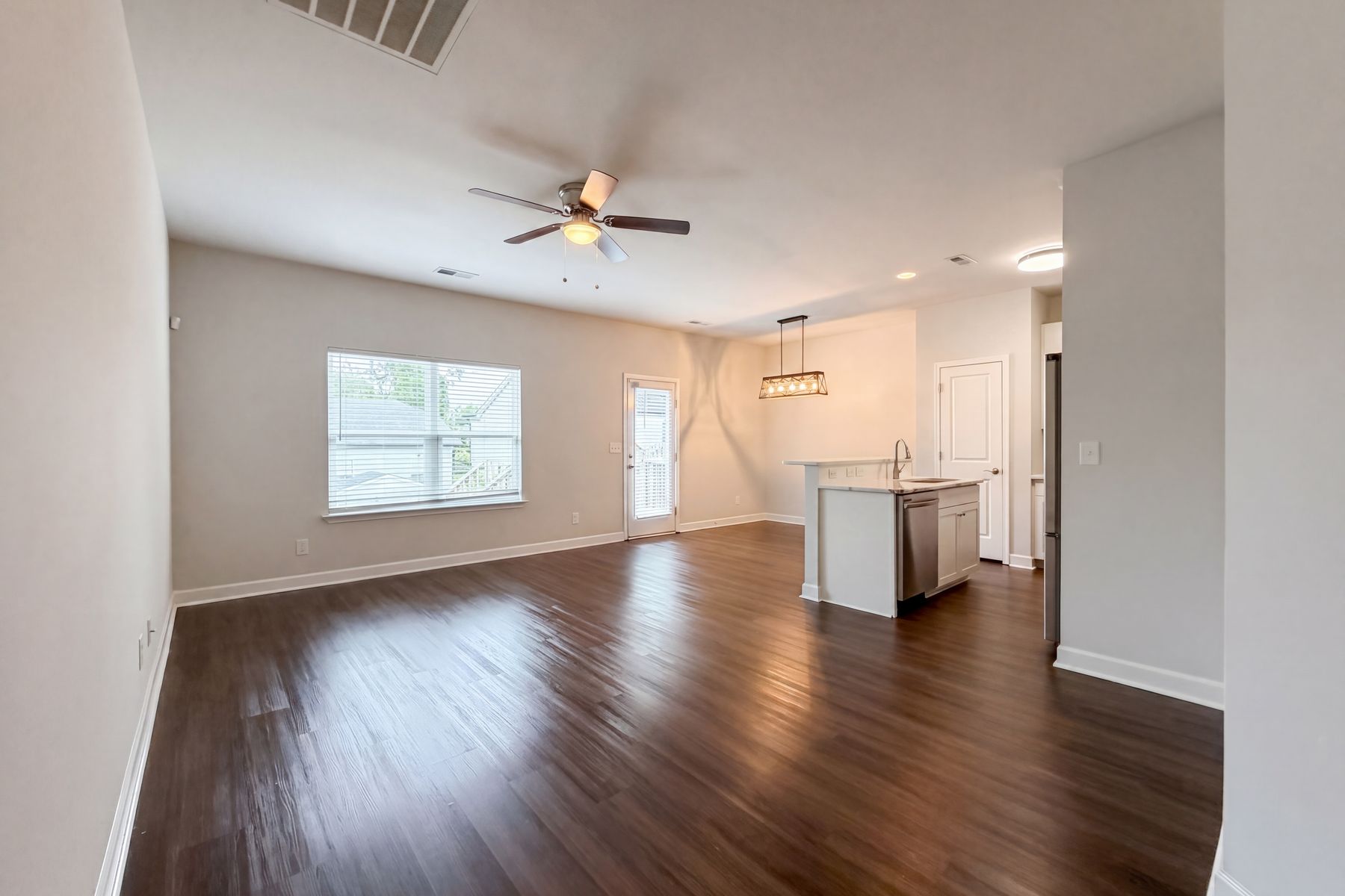 Property photo 3 of 5704 Woodard St