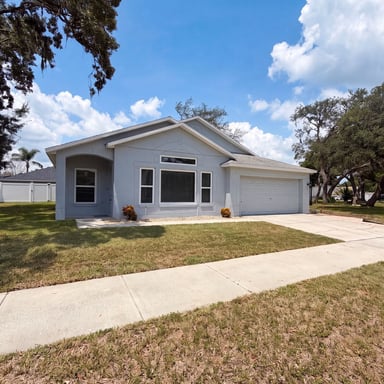 Property photo 1 of 3800 Seminole Dr