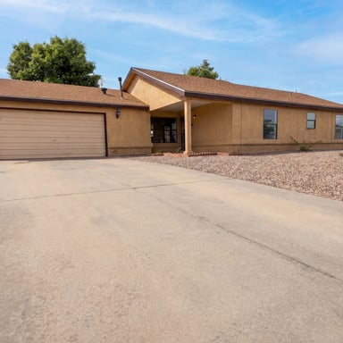 Property photo 1 of 14 Milton Loop