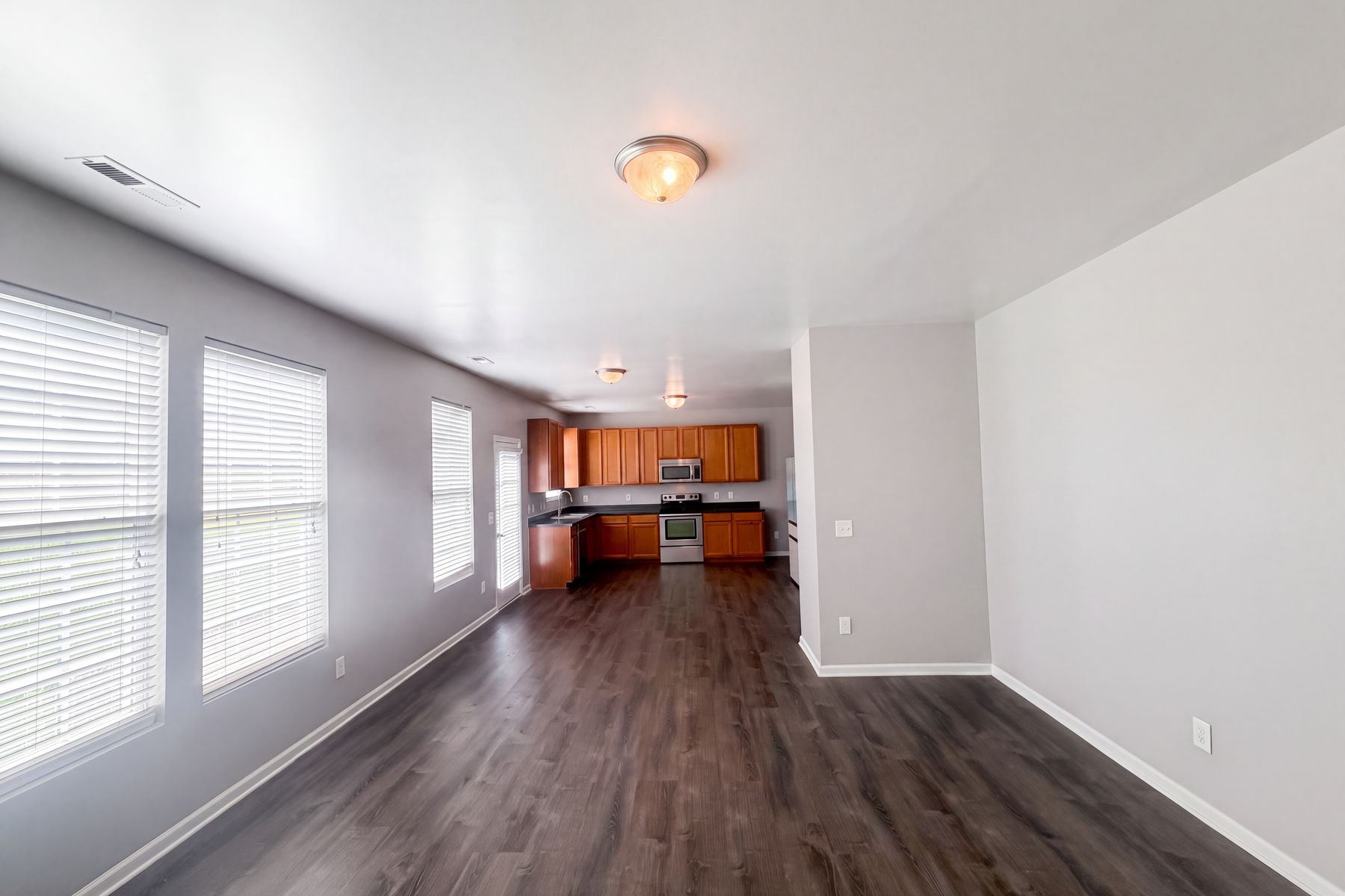 Property photo 3 of 518 MacGregor Dr