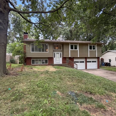 Property photo 1 of 2909 Sagebrush Dr